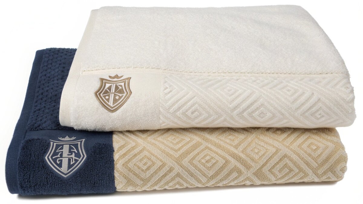 Tamanho e posicionamento do bordado na toalha uma régua para medir a colocação de um bordado em uma toalha de banho