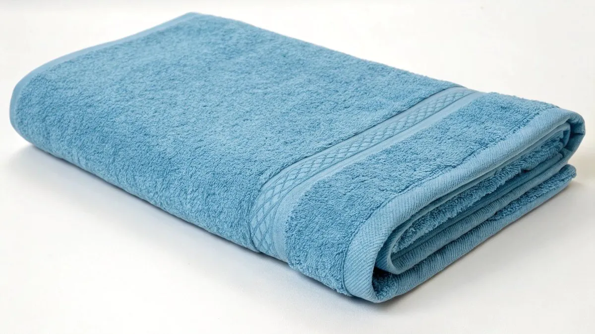 Diagram showing antimicrobial agents in towel fibers